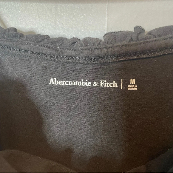 Abercrombie & Fitch black ruffle hem bodysuit women size medium - Picture 7 of 11